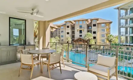 Signature Residences at Horeshoe Bay Resort