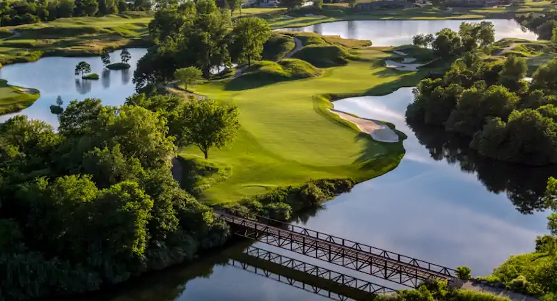 Victoria National Golf Club